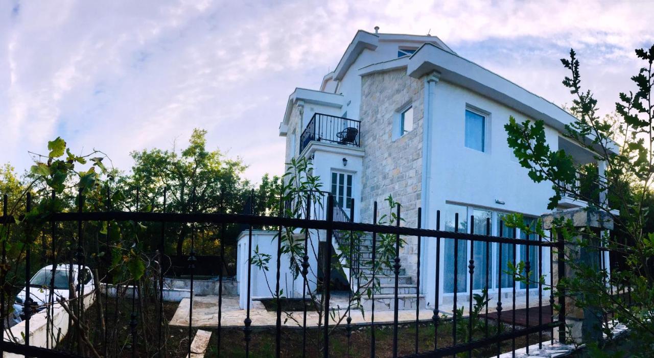 Patrick House Villa Tivat Exteriör bild